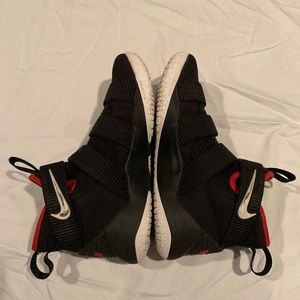 Nike LeBron Soldier 11 basketball shoes